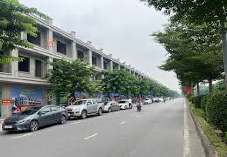 Ai nên mua đất mặt đường kinh doanh tại Văn Giang giai đoạn 2026?