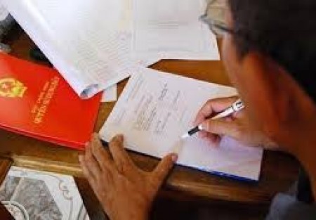 Chi phí sang tên sổ đỏ 2026: Cách tính chi tiết, ai chịu và cách tiết kiệm hợp pháp