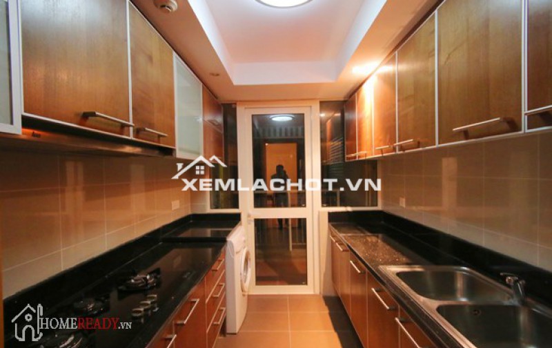 Chính chủ cần Bánnhà 66m 3 tầng 3 ngủ 3 wc pt sân phơi Hướng Đông tt Bìa nở hậu ngang 4,65m đuôi hơn 5m Giá 5 tỷ có thỏa thuậnLiên hệ Hoàng :