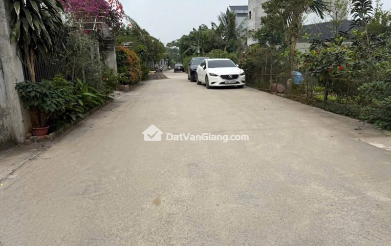 Bán Đất Văn Giang Lô 60m2 Mặt Tiền Hơn 7m Tại Bá Khê Liên Nghĩa Gần Đường 377 Và Vành Đai 4
