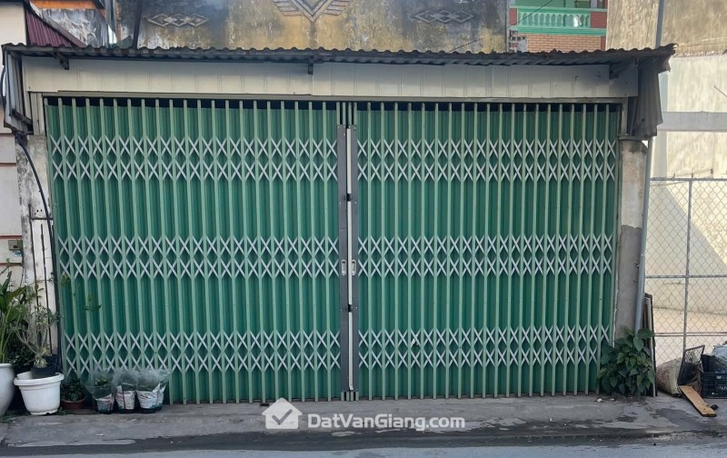 Đất mặt đường kinh doanh văn giang hưng yên 95m2 tại Thôn Bến, Phụng Công 3 xe tránh 8xtỷ