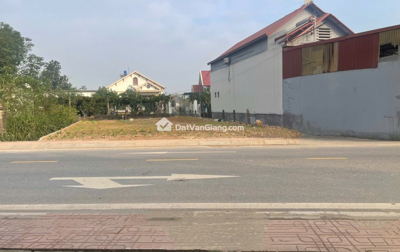 Đất Mặt Đường Kinh Doanh Văn Giang Lô Góc 245m2 Mặt Tiền 10m Tại Bá Khê Tân Tiến Cách VĐ4 Chỉ 200m