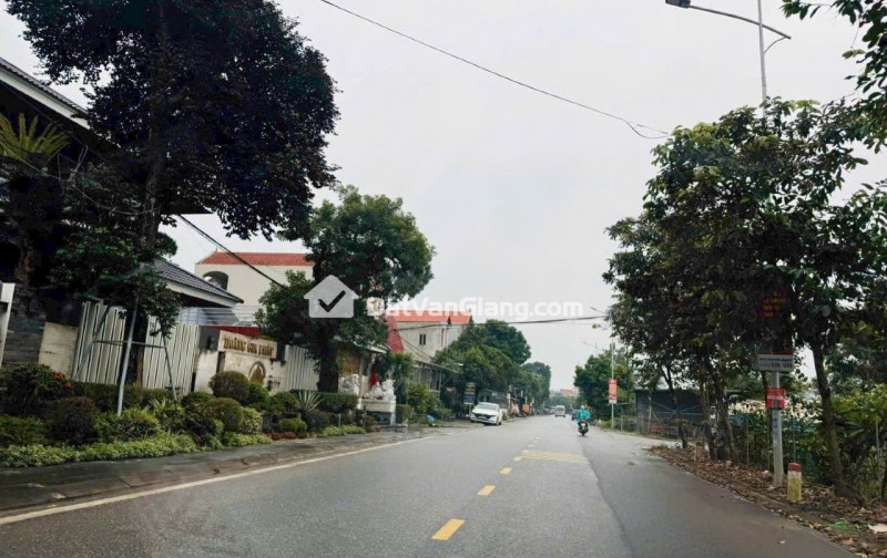 Bán đất mặt đường kinh doanh ĐH23, Tân Tiến, Văn Giang, Hưng Yên 105m², sổ riêng