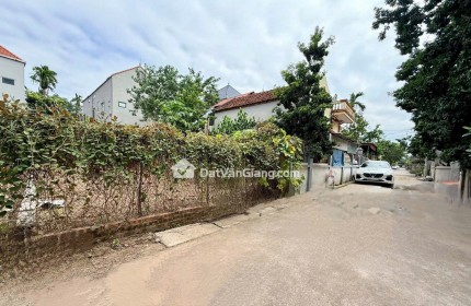 Đất nền Văn Giang 100m² Mặt Tiền 5m, Hậu 5m, Đường 4m, Giá Chỉ 3xtr/m2