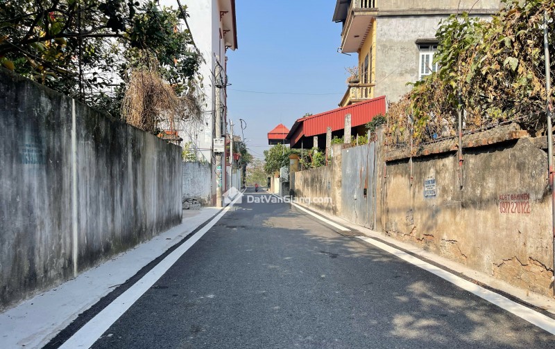 Bán đất thổ cư Văn Giang 188,9m2, 2 Mặt tiền 7,8m, Cạnh ĐHBK CS2, Sát Ecopark, Ô tô 7 chỗ thông