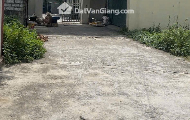 Bán tòa nhà 5 tầng mặt phố Phường Thượng Hồng 126m2, 2 mặt tiền, có sẵn dòng tiền