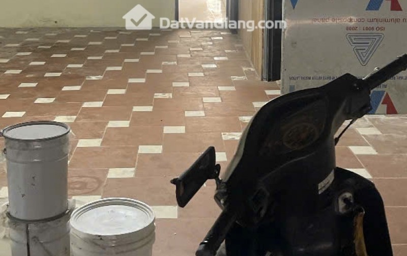 Bán tòa nhà 5 tầng mặt phố Phường Thượng Hồng 126m2, 2 mặt tiền, có sẵn dòng tiền