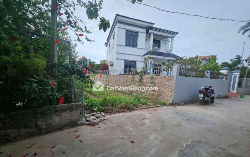 Bán đất Trung Tâm Văn Giang - Hưng Yên , đường rộng , oto để trong nhà