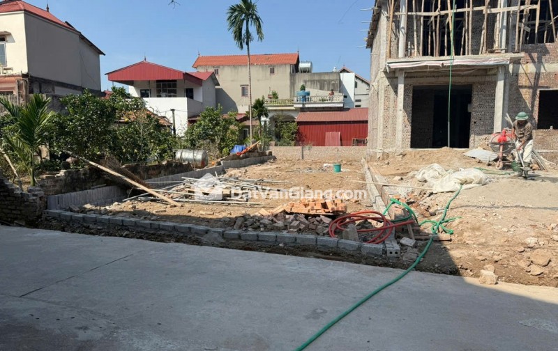 Đất Văn Giang 129.6m2 Mặt Tiền 6m Nở Hậu Vượng Khí Ô Tô Chạy Vèo Vèo