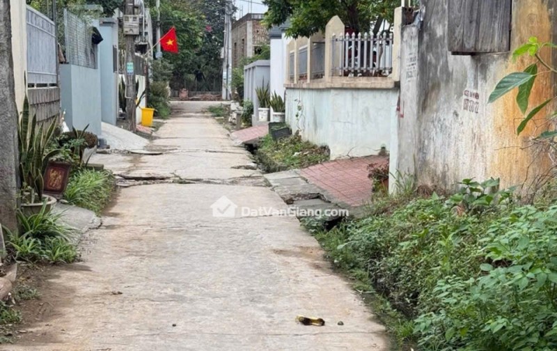 BÁN ĐẤT HOÀ BÌNH HẠ NGÕ Ô TÔ HÀNG HIẾM GIÁ RẺ NHẤT KHU VỰC