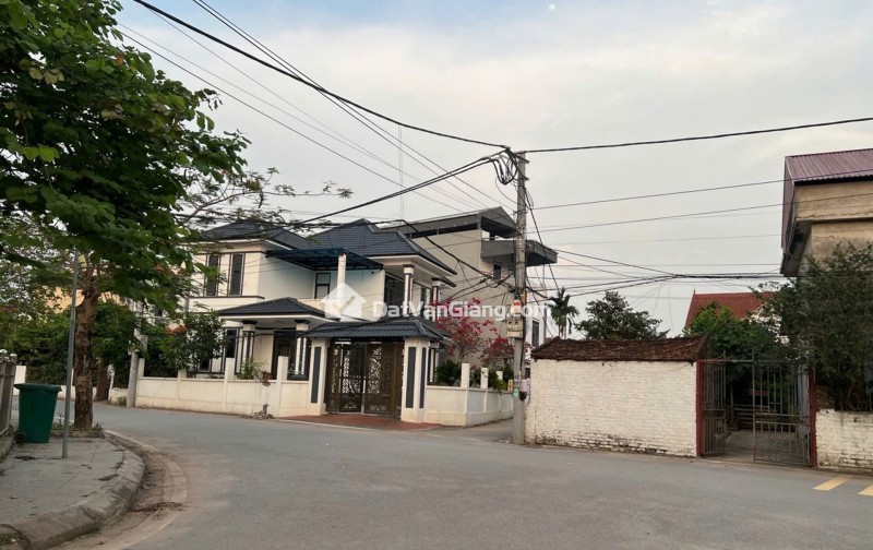 Bán Đất Thổ Cư 67m² Phi Liệt Văn Giang, Ô Tô Thông, Gần Ecopark, Giá Đầu Tư 3.x tỷ