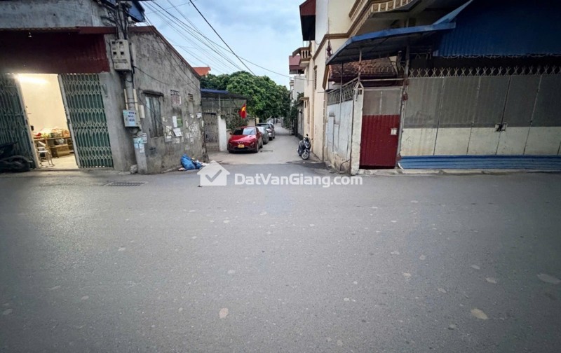 Bán 148m² Đất Vĩnh Khúc Văn Giang – 2 Mặt Đường, Mặt Tiền 7,4m, Cách Vành Đai 4 50m