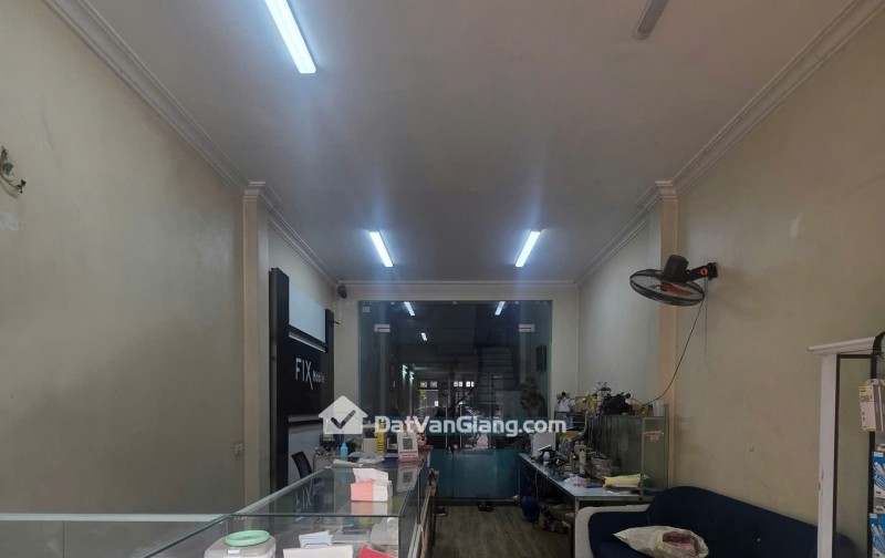 Bán Nhà Mặt Phố Văn Giang Đối Diện Chợ Văn Giang – Dòng Tiền 10 Triệu/Tháng – View Công Viên Ecopark