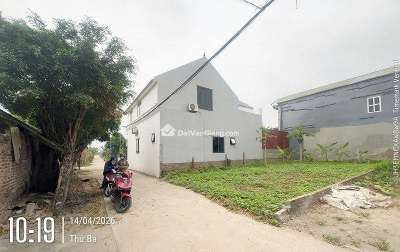 Đất Văn Giang 96.3m2 Nở Hậu Tài Lộc Đường Ô Tô 4m Giá Cực Tốt 3.x Tỷ