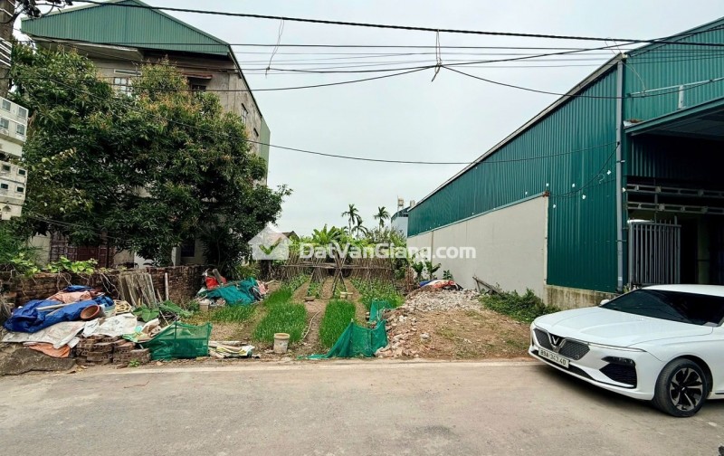 Bán Đất Văn Giang 373m2 Mặt Tiền Rộng 10.8m Ô Tô Đỗ Tận Cửa Tiềm Năng Đầu Tư Vượt Trội