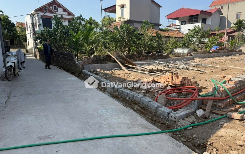 Siêu Phẩm Đất Văn Giang 67.2m2 Mặt Tiền 4.5m Ô Tô Vòng Quanh Giá Nhỉnh 3 Tỷ