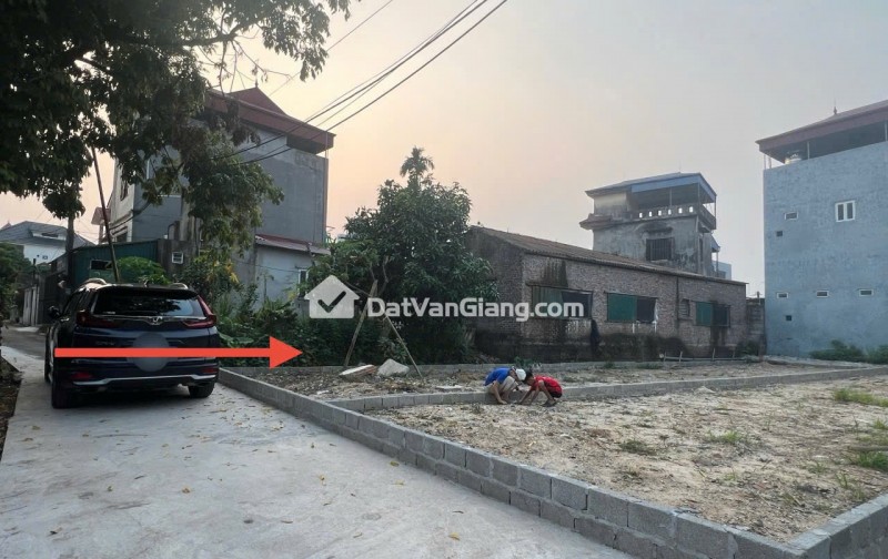Đất Văn Giang 128.7m2 Mặt Tiền 5.27m Ô Tô Vào Tận Đất Giá Đầu Tư Chỉ 31 Triệu/m2
