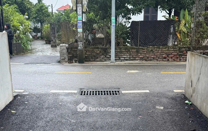 Đất Văn Giang 129.3m2 Mặt Tiền 5.5m Hướng Đông Nam Vượng Khí Ô Tô Tận Cửa Giá 3x Tr/M2