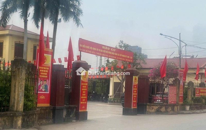 Bán Nhà 3 Tầng Trên Đất 251m² Thôn Bến Văn Giang – Có Dòng Tiền, Gần Ecopark