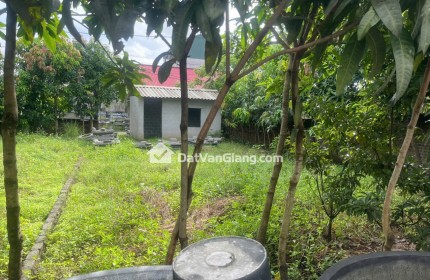 Siêu Phẩm Lô Góc 2 Mặt Tiền Đất Văn Giang 157.8m2 Đường 4m Giá 5x