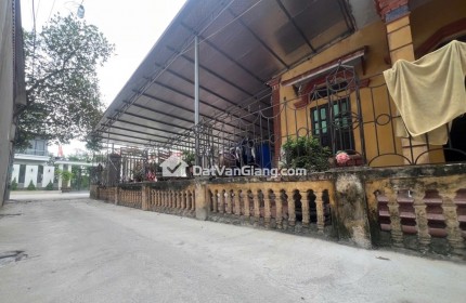 BÁN ĐẤT THÔN VĨNH LỘC MẶT TIỀN RỘNG Ô TÔ ĐỖ CỬA GÍA ĐẸP