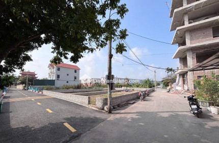 Siêu Phẩm Lô Góc Đất Văn Giang 400m2, Mặt Tiền Khủng 18m Và 25m, Sát Vinhomes OCP2, Giá 5x Tr/M2