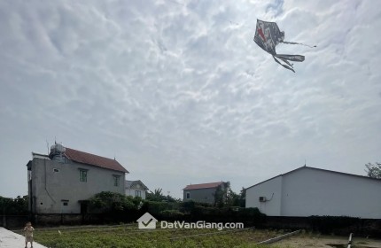 Siêu Phẩm Đất Văn Giang 90,6m2 Full Thổ Cư Mặt Tiền 4,68m Ô Tô Tới Nơi Giá Chỉ 2,99 Tỷ