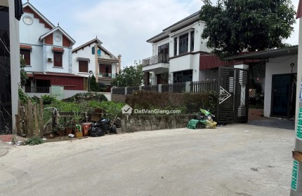 Siêu Phẩm Đất Văn Giang 80,1m2 Full Thổ Cư Mặt Tiền 4,6m Kề Cận Ecopark Và ĐH Bách Khoa Giá 4 Tỷ