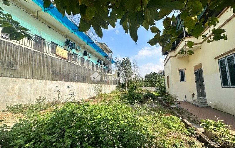 BÁN ĐẤT TẶNG NHÀ 2 TẦNG -  GIÁ ĐẦU TƯ- KHU VỰC TIỀM NĂNG THẬT HIẾM CÓ 1- O -2
