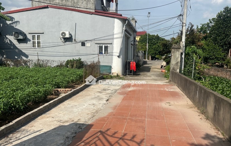 Bán đất Bá Khê Văn Giang Hưng Yên- 2 mặt thoáng - oto ngủ tại đất