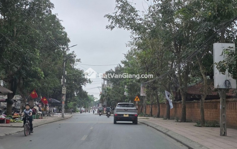 BÁN ĐẤT VUÔNG ĐẸP HÀNG F0 – ĐẦU TƯ GIỮ TIỀN CỰC TỐT
