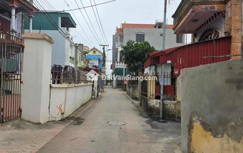 BÁN ĐẤT VUÔNG ĐẸP HÀNG F0 – ĐẦU TƯ GIỮ TIỀN CỰC TỐT