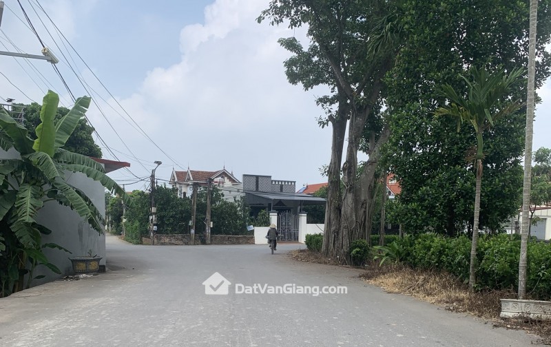 LÔ GÓC HIẾM QUÁN TRẠCH VĂN GIANG 2 MẶT NGÕ CAMRY  3 TỶ