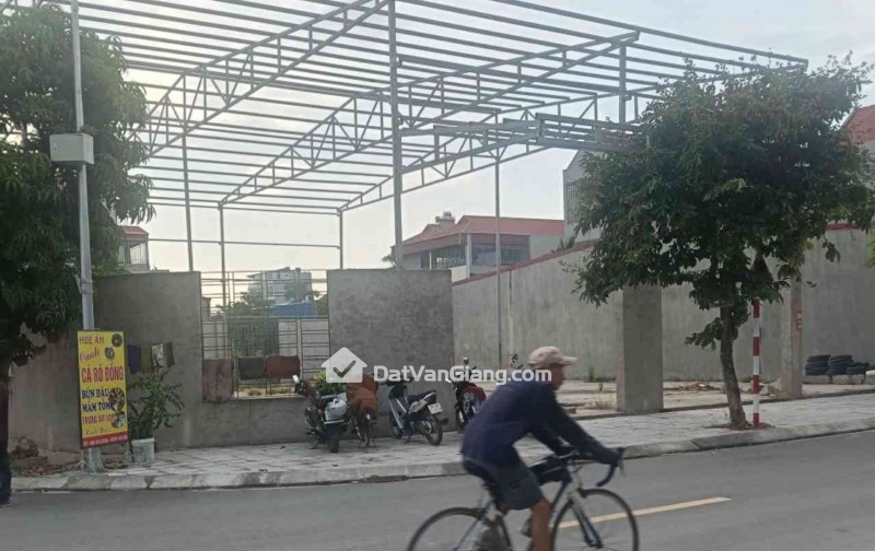bán nhanh đất trung tâm thương mại dân tiến việt tiến hưng yên