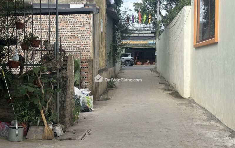 Bán đất Đan Kim Liên Nghĩa Văn Giang đường ô tô CX5 đỗ cửa chỉ 2,15T