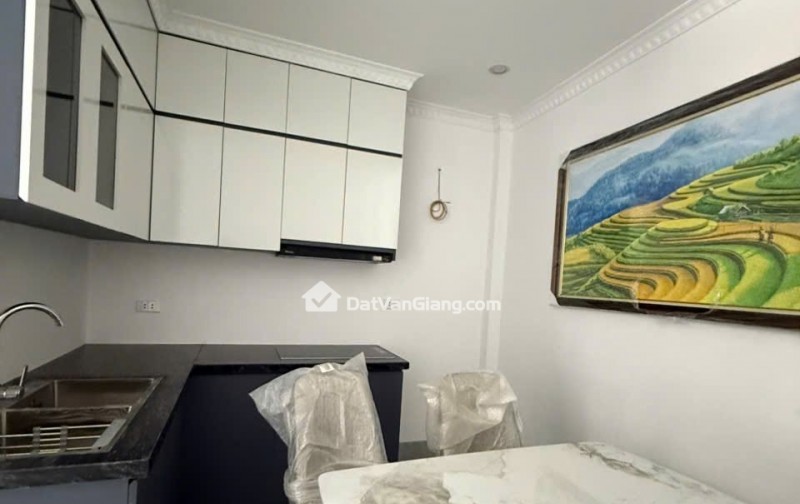 siêu phẩm nhà đất thượng hông nhà đất 2 tầng, 80m2, 2.8 tỷ.