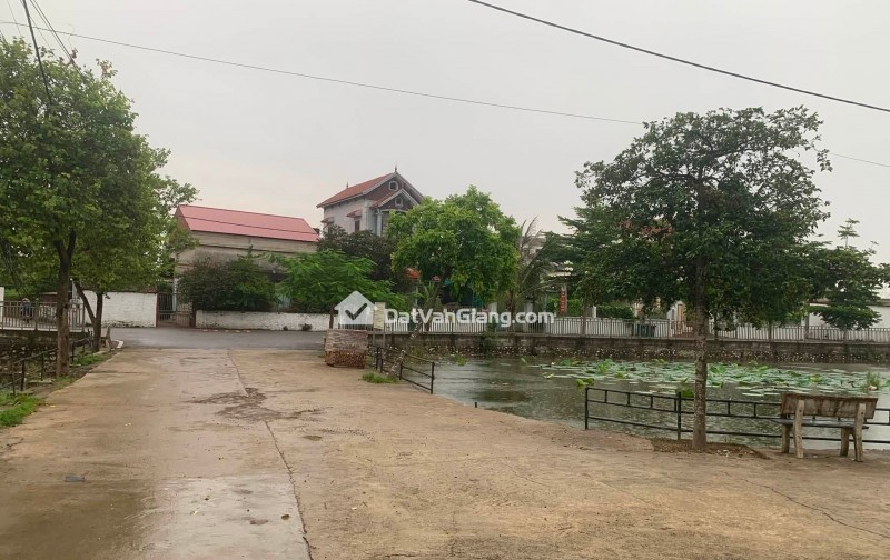  thanh lý gấp đất văn giang mặt ngõ ô tô thông giá chỉ 4x/m
