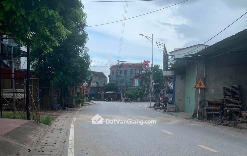  siêu phẩm 9.5m mặt tiền ngã 4 phi liệt văn giang chỉ 6x/m