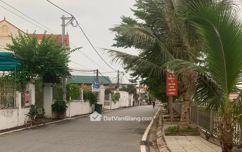  siêu phẩm 3 mặt tiền view hồ văn giang giá chỉ 50tr/m