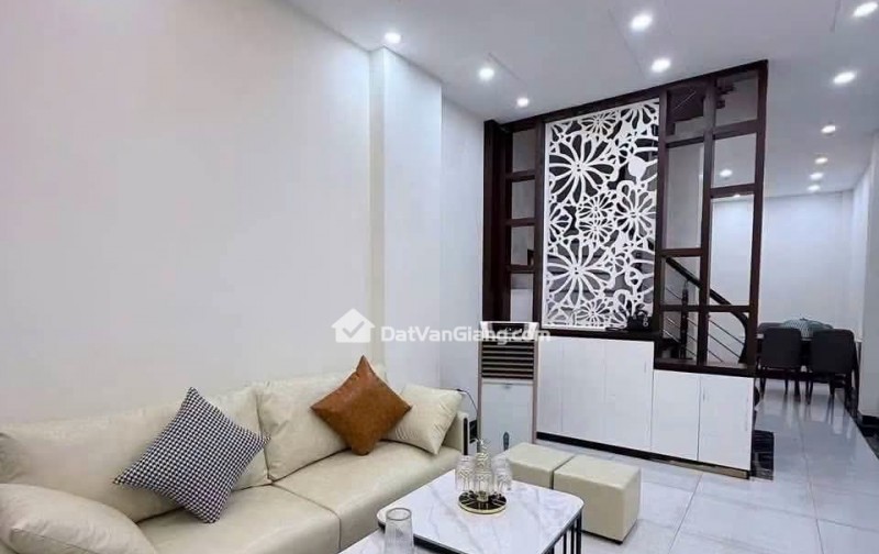 TÀI CHÍNH CÔNG NHÂN - CHỈ HƠN 1TỶ CÓ NHÀ ĐẸP Ở NGAY. TRUNG TÂM MỸ HÀO - HƯNG YÊN- TIỆN ÍCH GẦN CHỢ - TRƯỜNG HỌC CÁC CẤP - GẦN KCN- GIAO THÔNG KẾT NỐI THUẬN TIỆN. -DT 46M2 -
