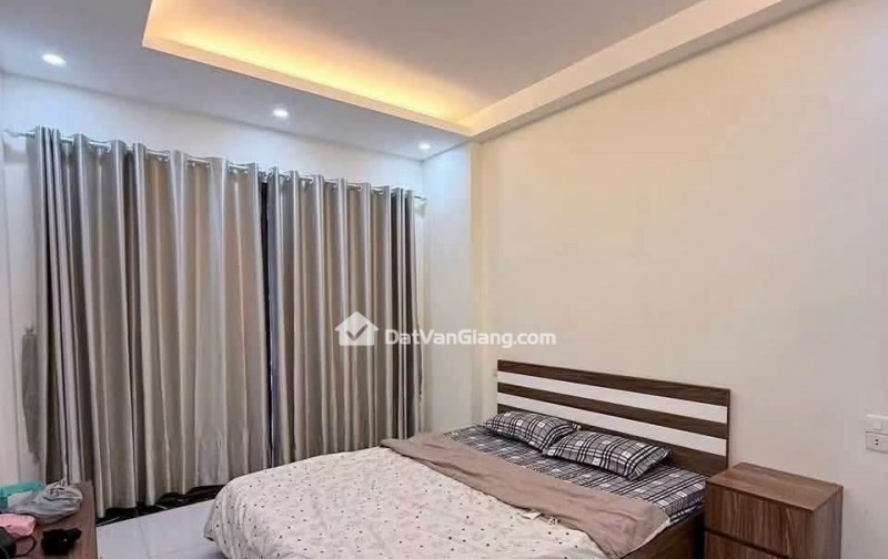 TÀI CHÍNH CÔNG NHÂN - CHỈ HƠN 1TỶ CÓ NHÀ ĐẸP Ở NGAY. TRUNG TÂM MỸ HÀO - HƯNG YÊN- TIỆN ÍCH GẦN CHỢ - TRƯỜNG HỌC CÁC CẤP - GẦN KCN- GIAO THÔNG KẾT NỐI THUẬN TIỆN. -DT 46M2 -