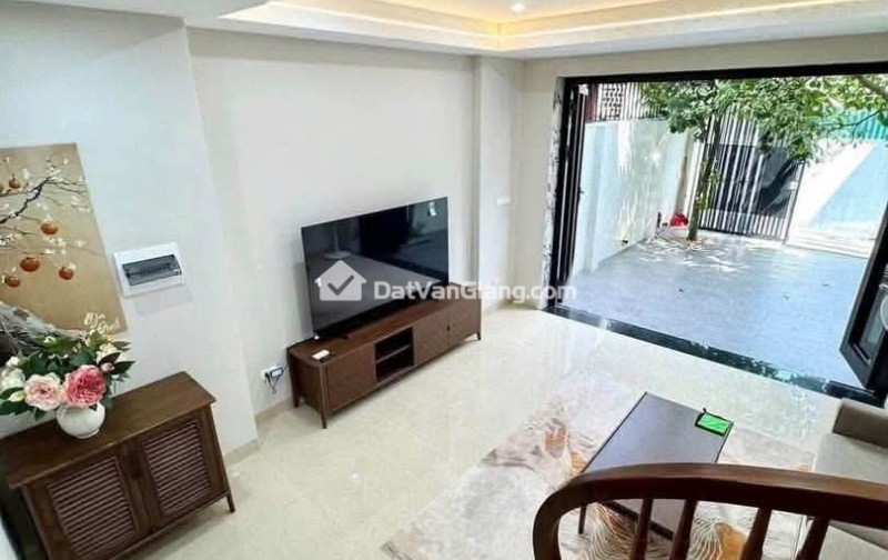 DIỆN TÍCH KHỦNG 75m2 VÔ CÙNG THOÁNG SÁNG- NGÕ OTO  -  NHÀ BÁN  MỸ HÀO TT TIỆN ÍCH. GẦN TRƯỜNG CHỢ VÀ KHU CÔNG NGHIỆP PHÙ HỢP  - Diện tích 75m - Giá chỉ hơn 2tỷ