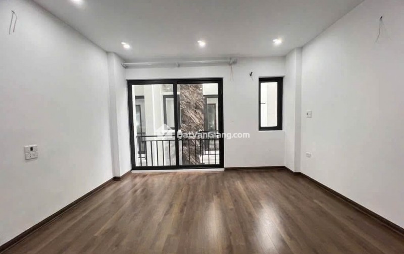 tài chính chỉ 1.7 tỷ bạn  sở hữu nhà đẹp ở ngay. trung tâm mỹ hào - hưng yên 3 bước chân ra chợ , 5 bước ra trường học cấp 1, cấp2 , gần  khu công nghiệp - tiện ích ngập tràn. . kết nối giao thông thuận tiện đi hà nội hải phòng và các tỉnh lân cận . -dt 4