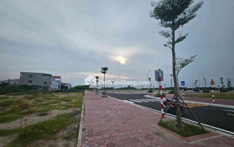 bán đất giãn dân đông tảo- khoái châu - hưng yên, sát đường 382, 2 mặt đường thoáng sáng