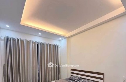 TÀI CHÍNH CÔNG NHÂN - CHỈ HƠN 1TỶ CÓ NHÀ ĐẸP Ở NGAY. TRUNG TÂM MỸ HÀO - HƯNG YÊN- TIỆN ÍCH GẦN CHỢ - TRƯỜNG HỌC CÁC CẤP - GẦN KCN- GIAO THÔNG KẾT NỐI THUẬN TIỆN. -DT 46M2 -
