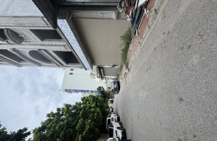đất đô thị trung tâm thị trấn văn giang4,3 ha