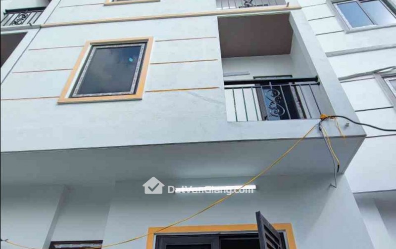 hiếm: nhà đẹp văn lâm dân xây ô tô đỗ cửa, sân rộng xe quay đầu tại đất