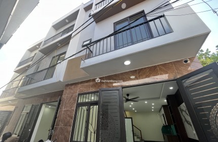 bán nhà đẹp dân xây tại văn lâm- hy sát ngay kcn phố nối a
