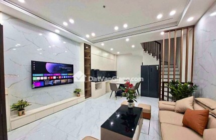 Bán nhà trung tâm mỹ hào, hưng yên 56m  , gần chợ trung tâm, trường học, kcn .giá chỉ nhỉnh 2  tỷ