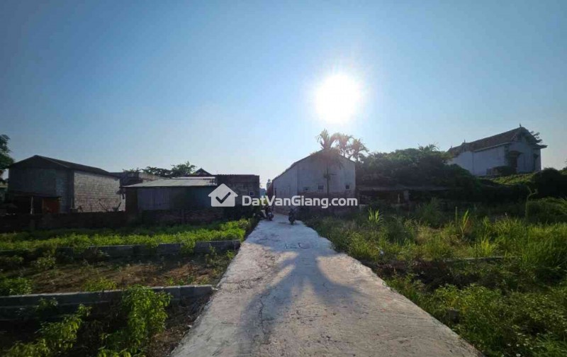 BÁN ĐẤT,AB QUÁN TRẠCH- VĂN GIANG, HÀNG XÓM SÂN PVF, CẠNH VÀNH ĐAI 4, CHỈ 20 TRIỆU /M.